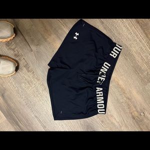 Navy under Armour shorts in size small